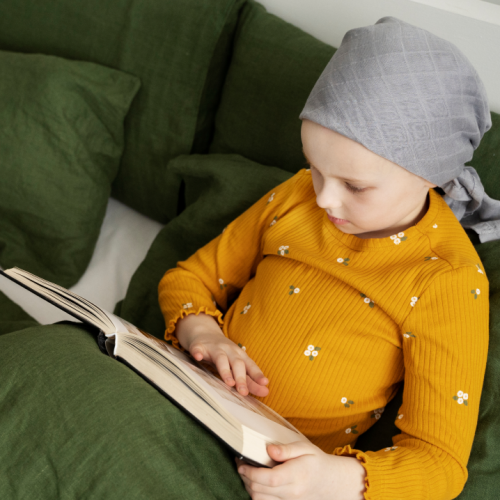 young-child-therapy-battling-cancer